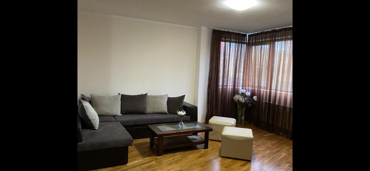 K'S Place Apartment Pravets Golf Resort Bagian luar foto