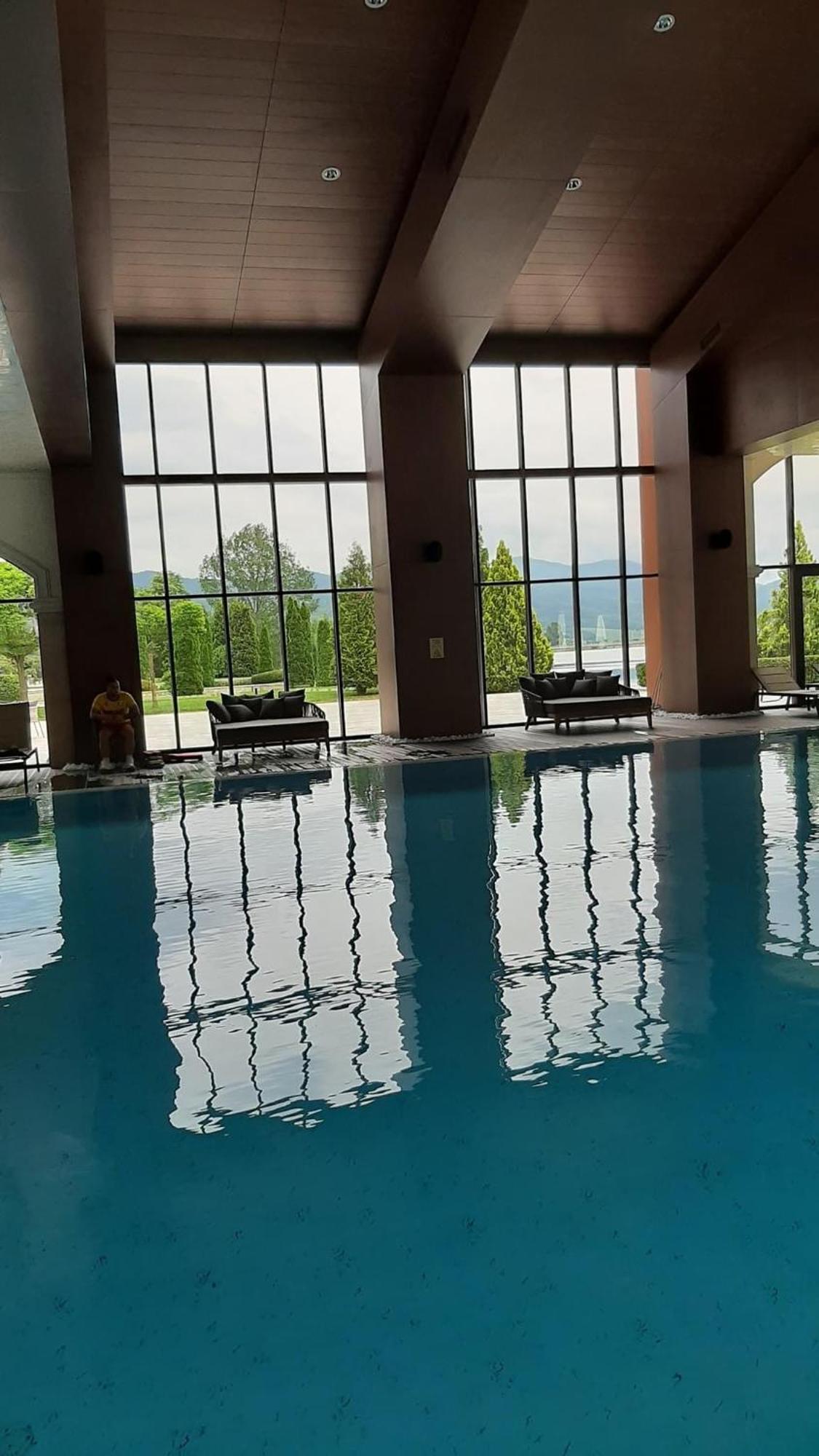 K'S Place Apartment Pravets Golf Resort Bagian luar foto